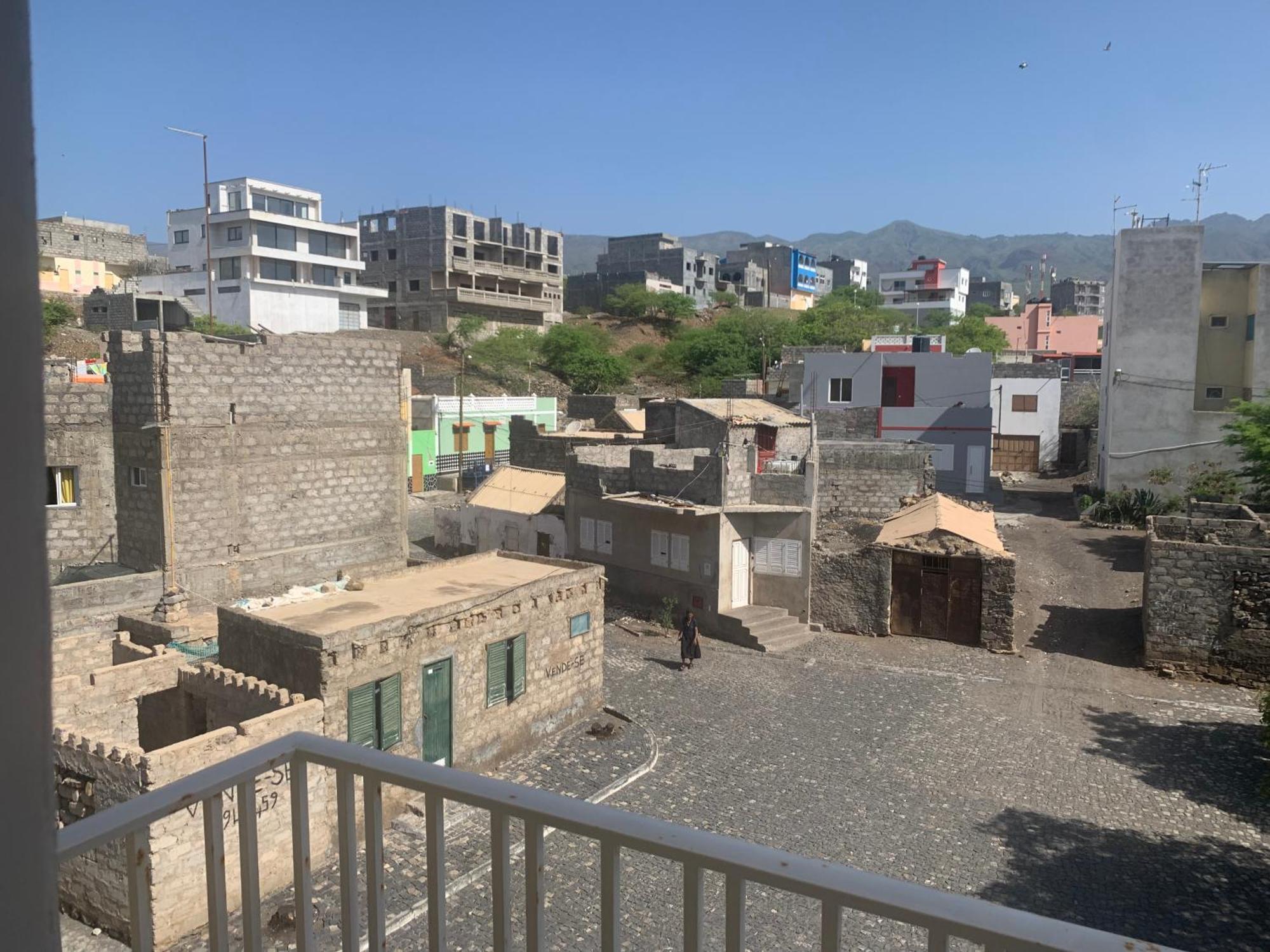 فندق Residencial Por Do Sol Porto Novo المظهر الخارجي الصورة